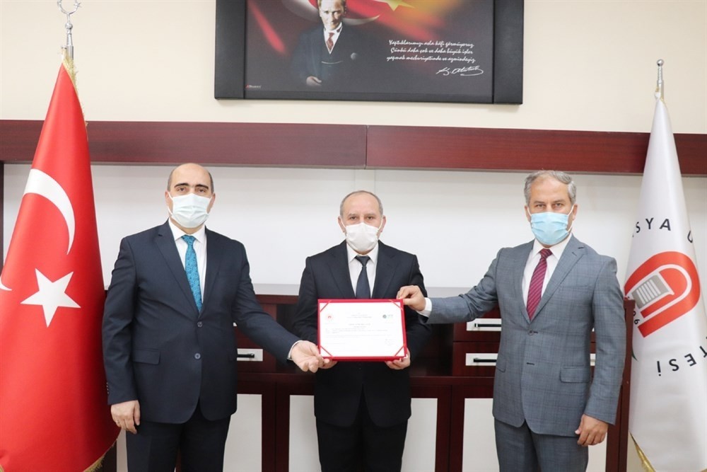 Amasya Eğitim Fakültesi’ne sıfır atık yetki belgesi