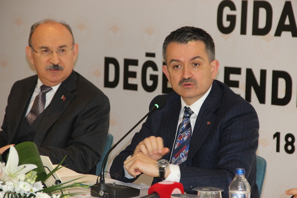 Bakan Pakdemirli yerli elektrikli traktör için tarih verdi