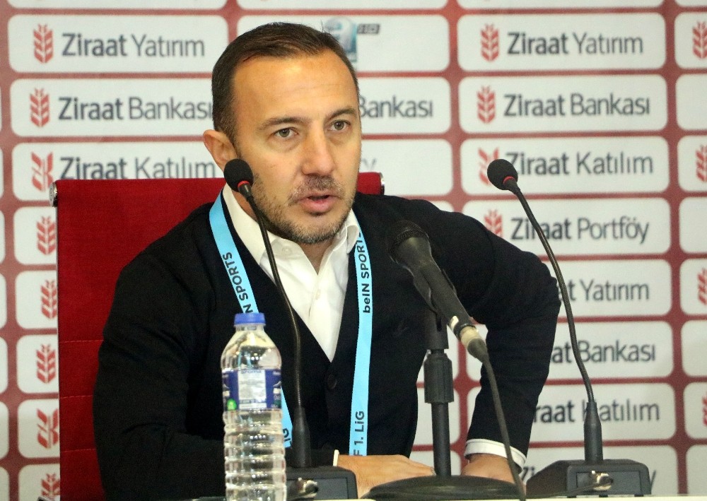 Cüneyt Dumlupınar: “Hedefimiz Süper Lig’e çıkmak”