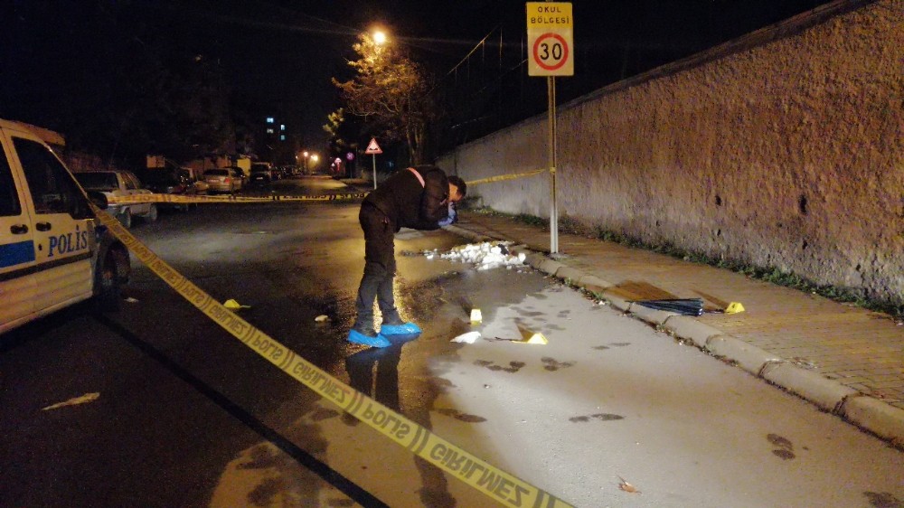 Dayı-yeğen arasında bıçaklı kavga: 1 yaralı