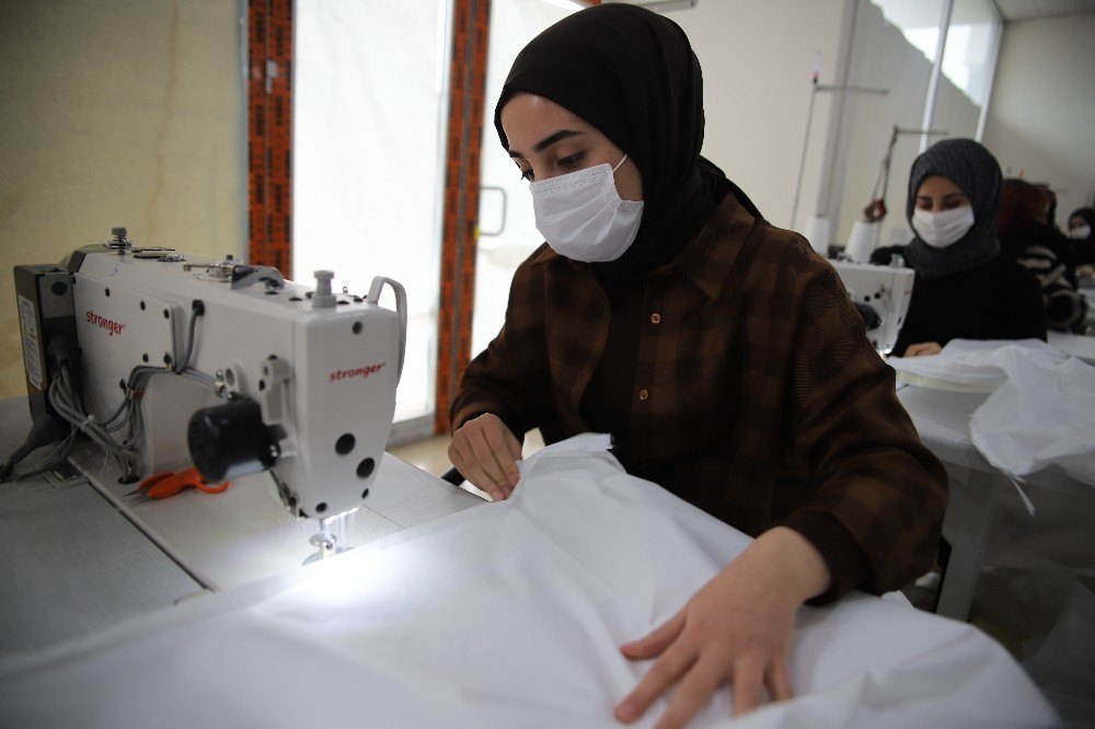 Elazığ’da üretiliyor, Avrupa ve ABD’li sağlıkçılara gönderiliyor