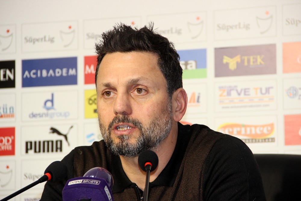 Erol Bulut: “Yolumuza 3 puanla devam ettiğimizden dolayı futbolcularımı tebrik ediyorum”