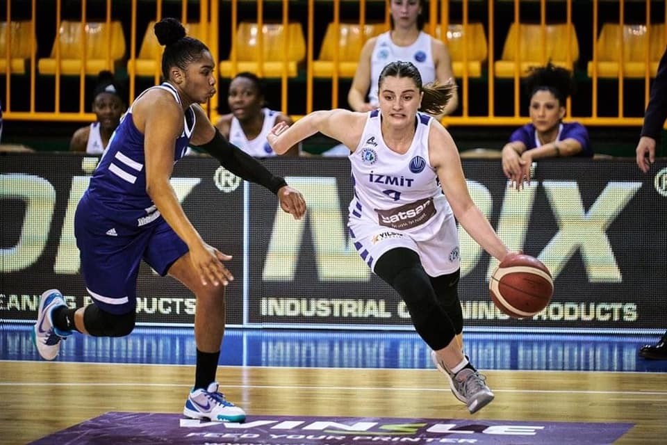 EuroLeague Woman: İzmit Belediyespor: 61 – Dynamo Kursk: 65