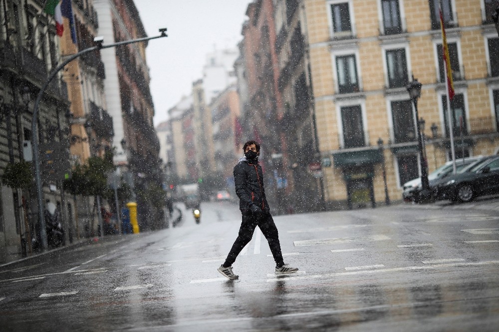 İspanya’da toplam vaka sayısı 2 milyonu aştı