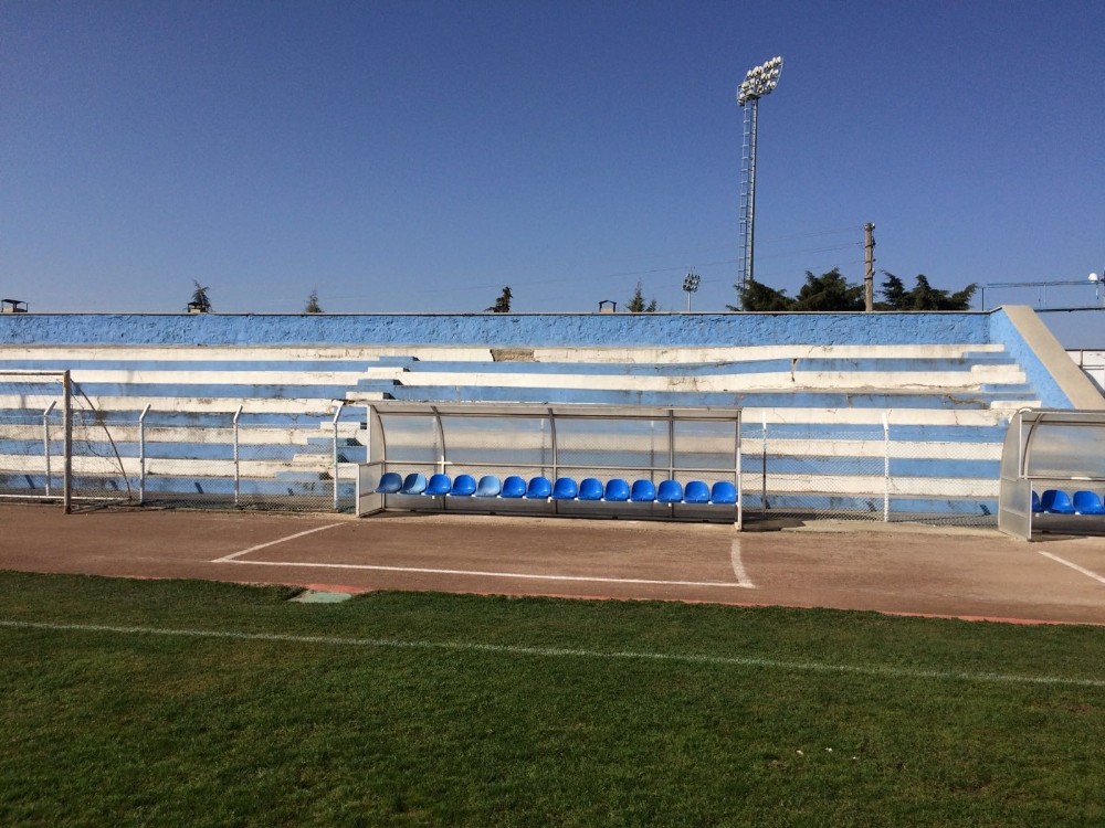 Merzifon stadına tribün yapılacak