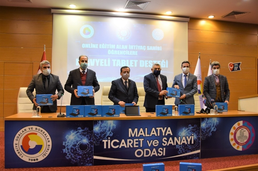 Öğrencilere tablet desteği