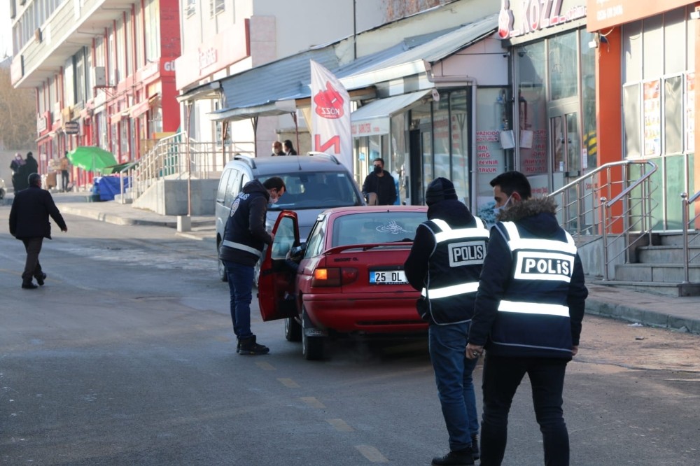 Sokağa çıkma kısıtlamasında denetimler devam ediyor