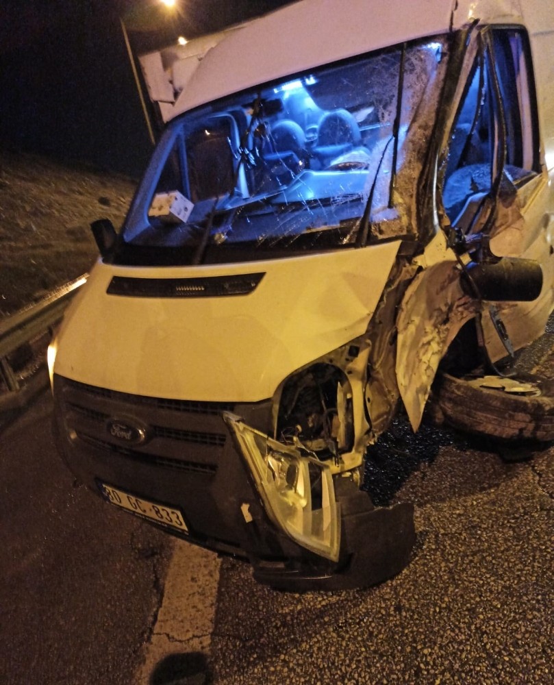 Tarsus’ta zincirleme kaza: 2 yaralı