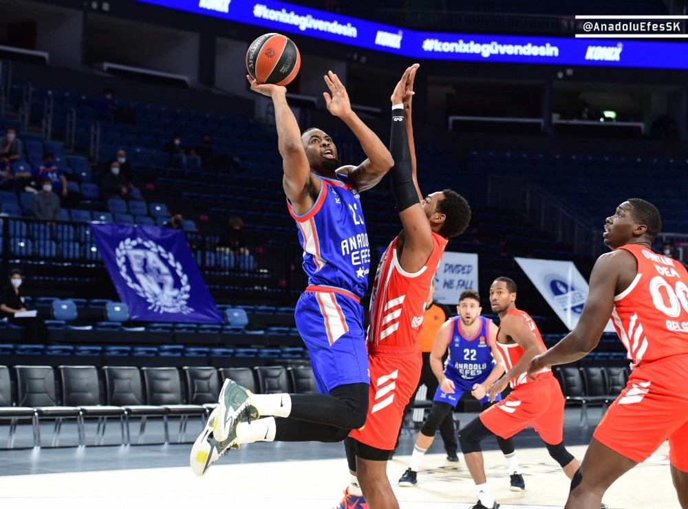 THY Euroleague: Anadolu Efes: 86 – Kızılyıldız: 72
