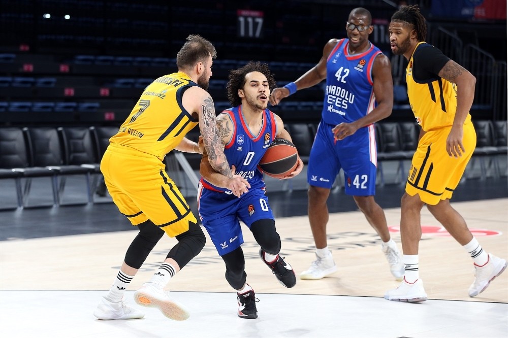 THY Euroleague: Anadolu Efes: 99 – Khimki Moskova: 60