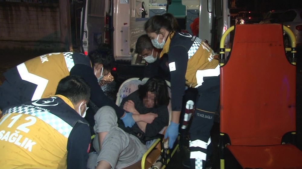 Ailesinin ulaşamadığı genç kız evde yüzü kanlar içerisinde bulundu