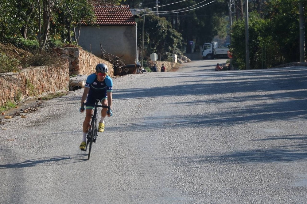 Alanya’da pedallar çevrildi