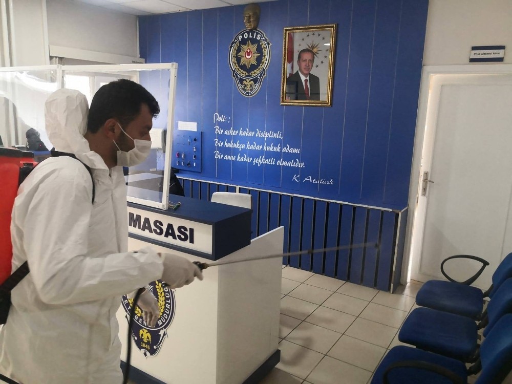 Bafra Belediyesi dezenfeksiyon çalışmalarına devam ediyor