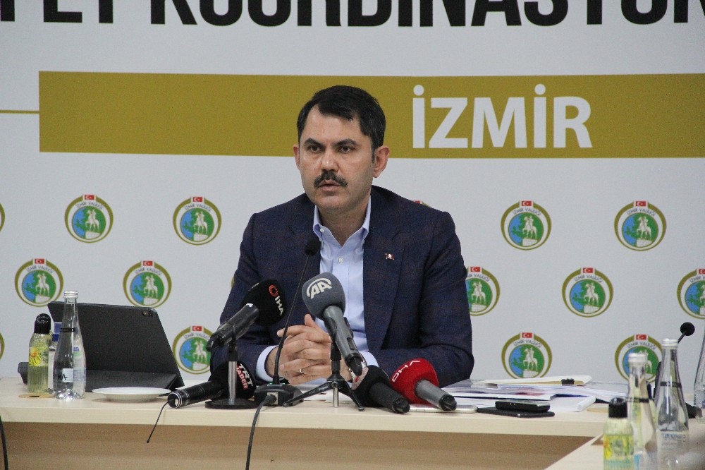 Bakan Kurum: “Rıza Bey Apartmanı alanında depremzede vatandaşlarımızın hatıraları yaşayacak”