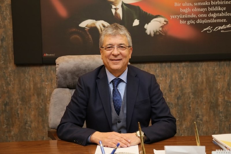 Edremit Belediye Başkanı Selman Hasan Arslan, AK Parti Edremit İlçe Başkanı Ekrem Umutlu’nun iddialarına cevap verdi