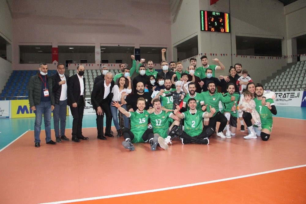 Efeler Ligi: Bingöl Solhan Spor: 3 – Tokat Bld. Plevne: 2