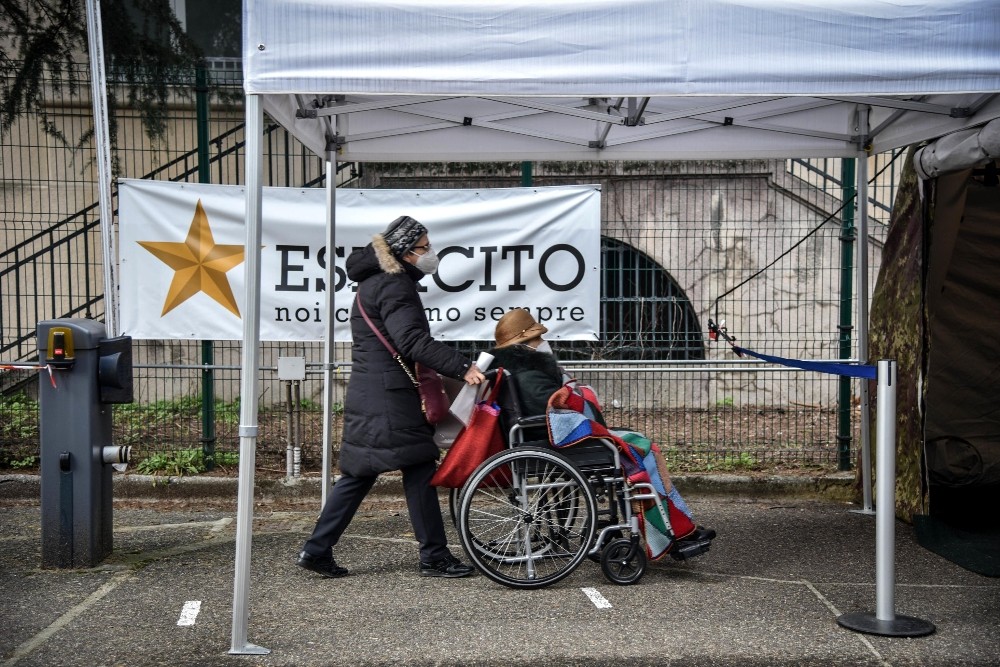 İtalya’da son 24 saatte 13 bin 762 yeni vaka