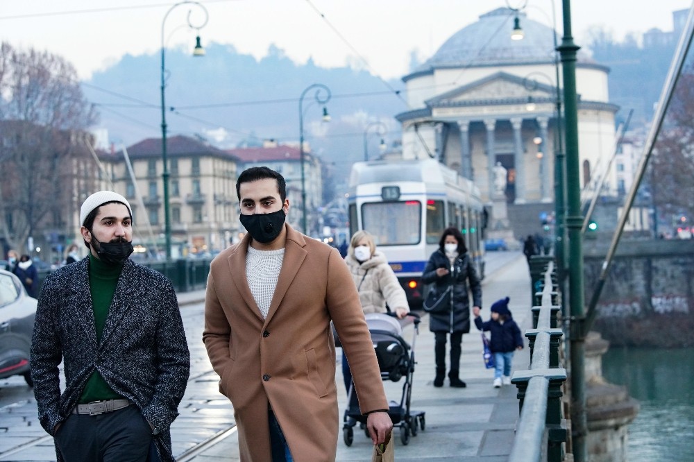 İtalya’da son 24 saatte 499 can kaybı