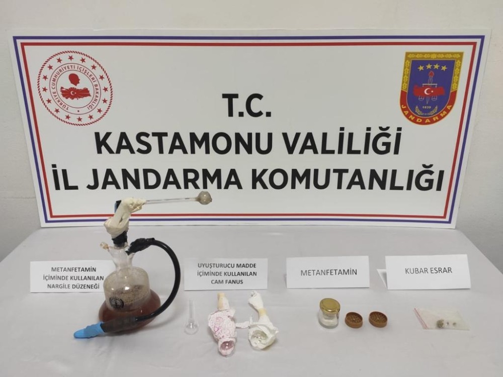 Kastamonu’daki şahıslara uyuşturucu temin eden şüpheli İstanbul’da yakalandı