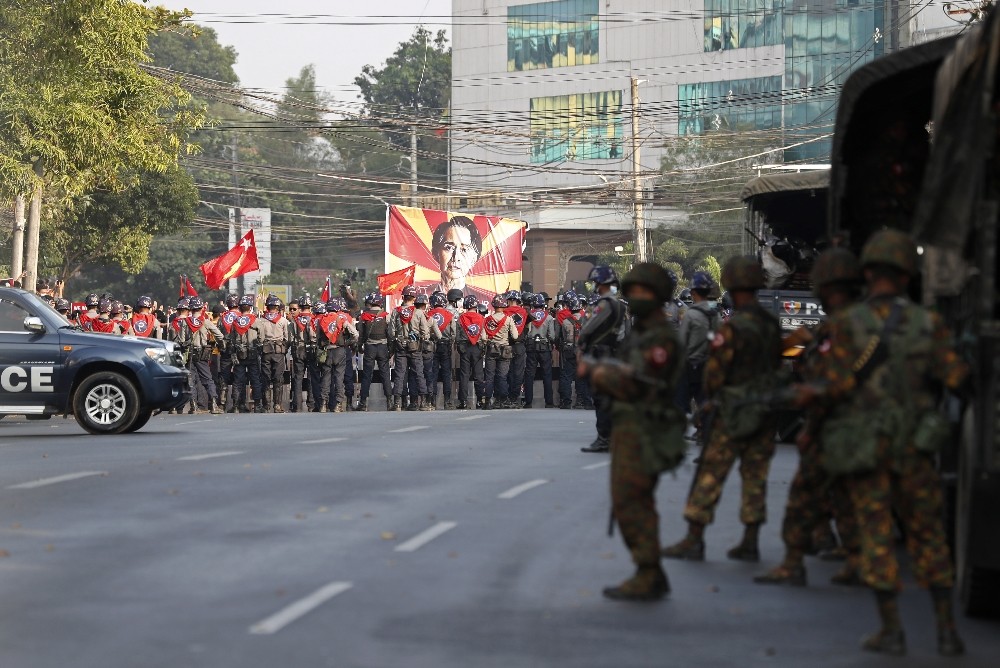 Myanmar’da darbe karşıtlarına 20 yıl hapis cezası