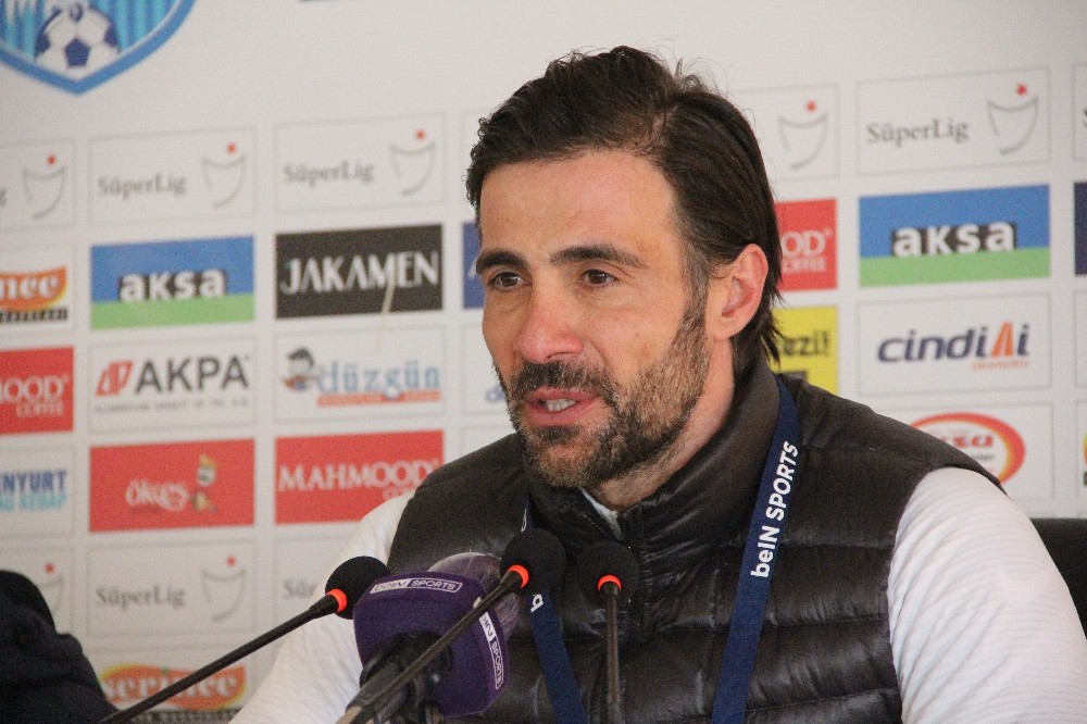 Ömer Erdoğan: "Zor bir deplasmanda 3 puan aldığımız için çok mutluyuz"