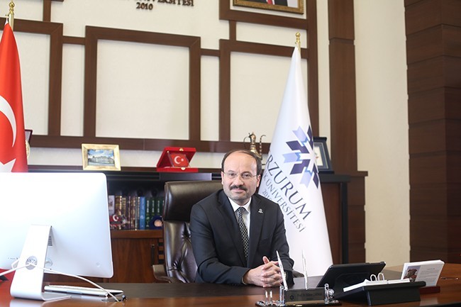 Rektör Çakmak ETÜ’nün dijital dönüşüm sürecini anlattı