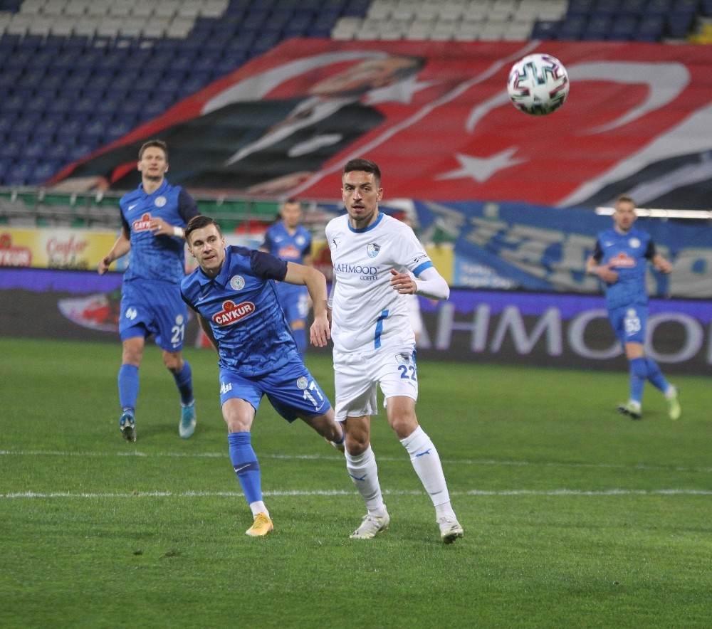 Süper Lig: Çaykur Rizespor: 0 – BB Erzurumspor: 0 (İlk yarı)