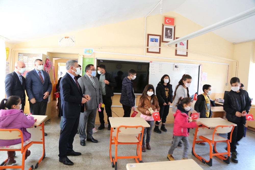 Tunceli’de köy okulları ve anasınıfları yüz yüze eğitim için hazır