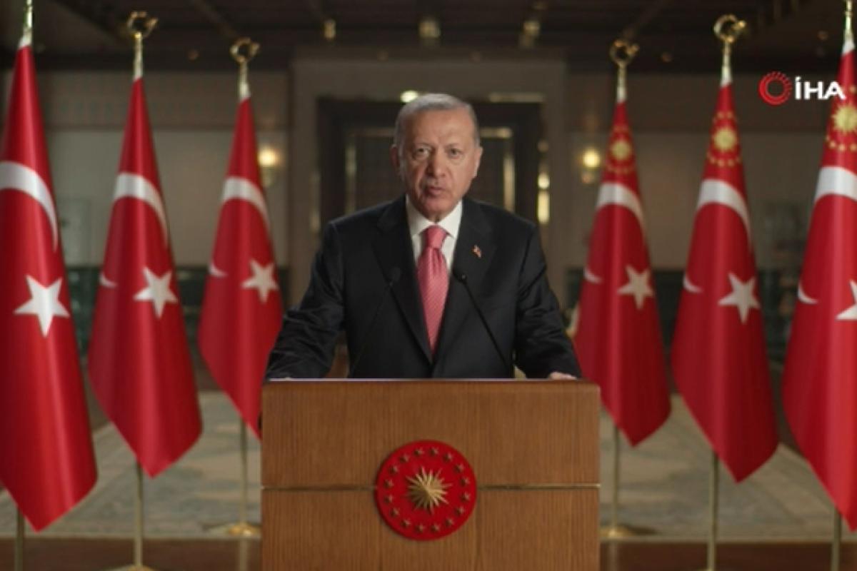 Cumhurbaşkanı Erdoğan’dan sosyal medya uyarısı