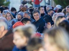 Başkan Tugay Güzelbahçelilerle iftarda buluştu